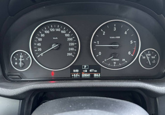 Подержанный автомобиль BMW X3 2013 года (12 фото)