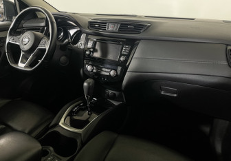Подержанный автомобиль Nissan Qashqai 2019 года (9 фото)