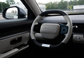 Подержанный автомобиль Jetour Dashing 2023 года (16 фото)