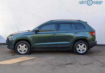 Подержанный автомобиль Skoda Karoq 2021 года (8 фото)