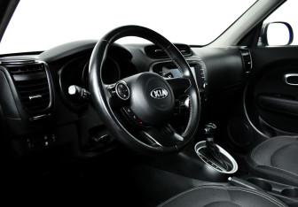 Подержанный автомобиль Kia Soul 2018 года (11 фото)