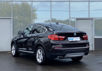 Подержанный автомобиль BMW X4 2014 года (7 фото)