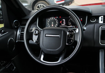 Подержанный автомобиль Land Rover Range Rover Sport 2020 года (16 фото)