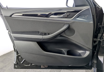 Подержанный автомобиль BMW X4 2020 года (19 фото)