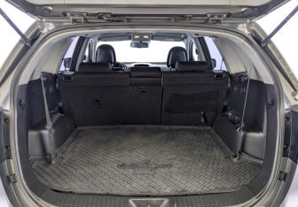 Подержанный автомобиль Kia Sorento 2014 года (10 фото)