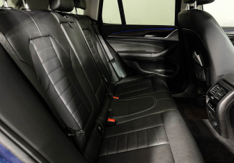 Подержанный автомобиль BMW X3 2019 года (14 фото)