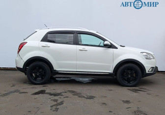 Подержанный автомобиль SsangYong Actyon 2011 года (4 фото)