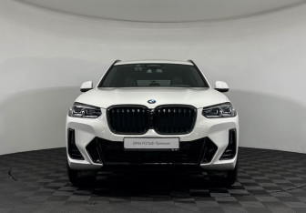 Подержанный автомобиль BMW X3 2023 года (3 фото)