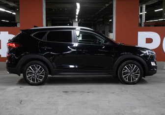Подержанный автомобиль Hyundai Tucson 2020 года (4 фото)