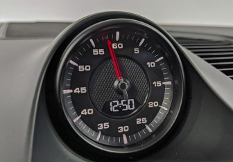 Подержанный автомобиль Porsche Cayenne 2021 года (26 фото)