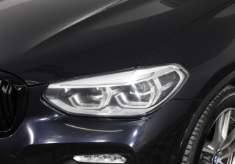 Подержанный автомобиль BMW X3 2018 года (7 фото)