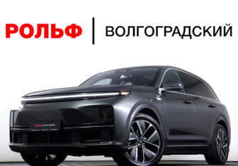 Подержанный автомобиль LiXiang L7 2024 года (28 фото)