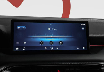 Подержанный автомобиль Kaiyi E5 2023 года (13 фото)