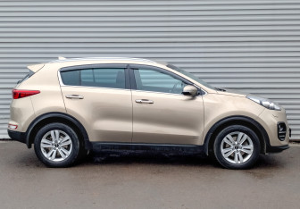 Подержанный автомобиль Kia Sportage 2017 года (4 фото)