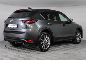 Подержанный автомобиль Mazda CX-5 2020 года (5 фото)