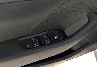 Подержанный автомобиль Audi A3 Sedan 2020 года (28 фото)