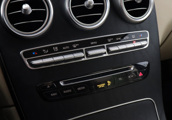 Подержанный автомобиль Mercedes-Benz GLC Coupe 2019 года (14 фото)