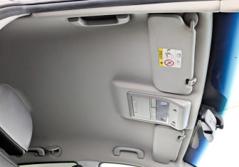 Подержанный автомобиль Opel Antara 2015 года (23 фото)