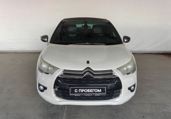 Подержанный автомобиль Citroen DS4 2012 года (2 фото)