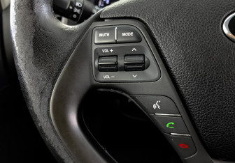 Подержанный автомобиль Kia Cerato Sedan 2015 года (26 фото)