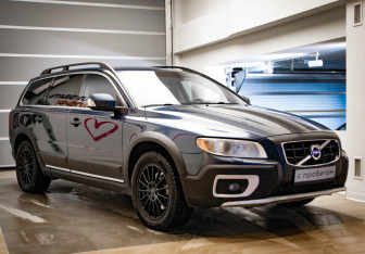 Подержанный автомобиль Volvo XC70 2008 года (3 фото)