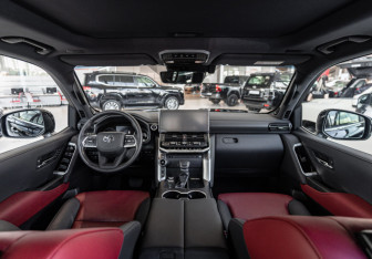 Новый Toyota Land Cruiser Suv 2025 (9 фото)