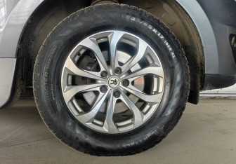 Подержанный автомобиль Hyundai Santa Fe 2011 года (18 фото)