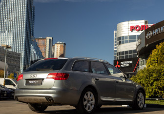 Подержанный автомобиль Audi A6 allroad 2007 года (4 фото)