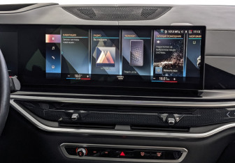 Подержанный автомобиль BMW X7 2023 года (17 фото)