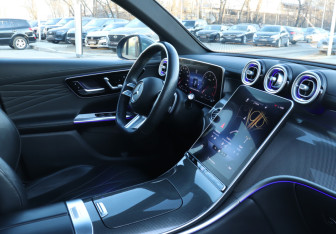 Подержанный автомобиль Mercedes-Benz GLC Coupe 2022 года (13 фото)