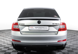 Подержанный автомобиль Skoda Octavia Liftback 2015 года (6 фото)