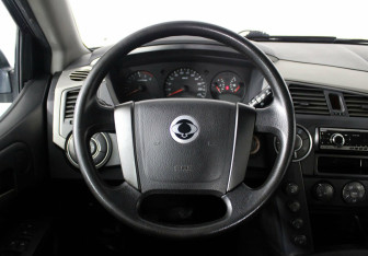 Подержанный автомобиль SsangYong Kyron 2012 года (7 фото)