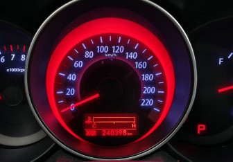 Подержанный автомобиль Kia Cerato Coupe 2011 года (17 фото)