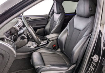 Подержанный автомобиль BMW X4 2020 года (20 фото)