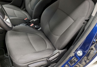 Подержанный автомобиль Kia Rio Hatchback 2014 года (14 фото)