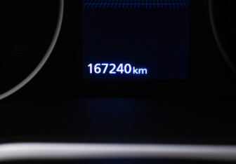 Подержанный автомобиль Mitsubishi Eclipse Cross 2018 года (12 фото)