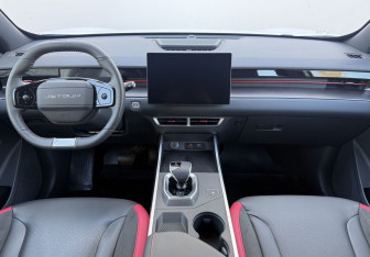 Подержанный автомобиль Jetour Dashing 2024 года (12 фото)