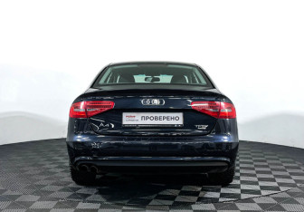Подержанный автомобиль Audi A4 Sedan 2013 года (6 фото)