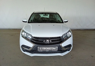 Подержанный автомобиль LADA (ВАЗ) XRAY 2018 года (2 фото)