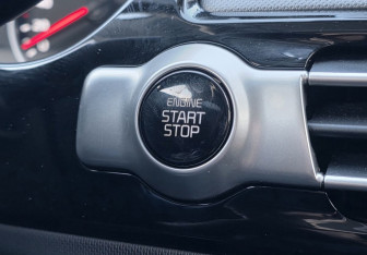 Подержанный автомобиль Kia Seltos 2021 года (16 фото)