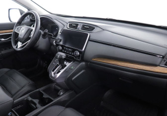 Подержанный автомобиль Honda CR-V 2017 года (6 фото)