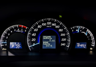 Подержанный автомобиль Toyota Camry Sedan 2014 года (13 фото)