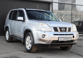 Подержанный автомобиль Nissan X-Trail 2007 года (3 фото)
