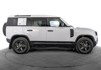 Подержанный автомобиль Land Rover Defender Suv 2021 года (4 фото)