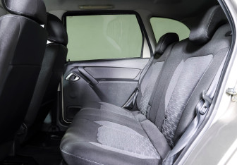 Подержанный автомобиль LADA (ВАЗ) Granta Wagon 2022 года (12 фото)