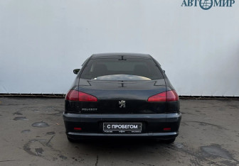 Подержанный автомобиль Peugeot 607 2004 года (6 фото)