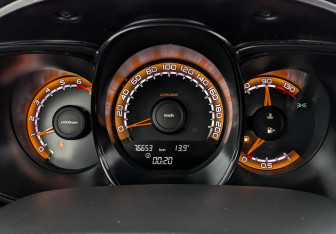 Подержанный автомобиль LADA (ВАЗ) Vesta Sedan 2020 года (16 фото)