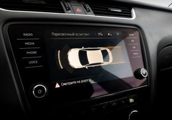 Подержанный автомобиль Skoda Octavia Liftback 2019 года (26 фото)