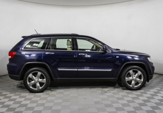 Подержанный автомобиль Jeep Grand Cherokee 2012 года (4 фото)