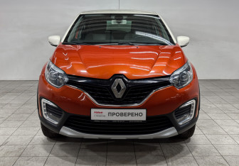 Подержанный автомобиль Renault Kaptur 2016 года (2 фото)